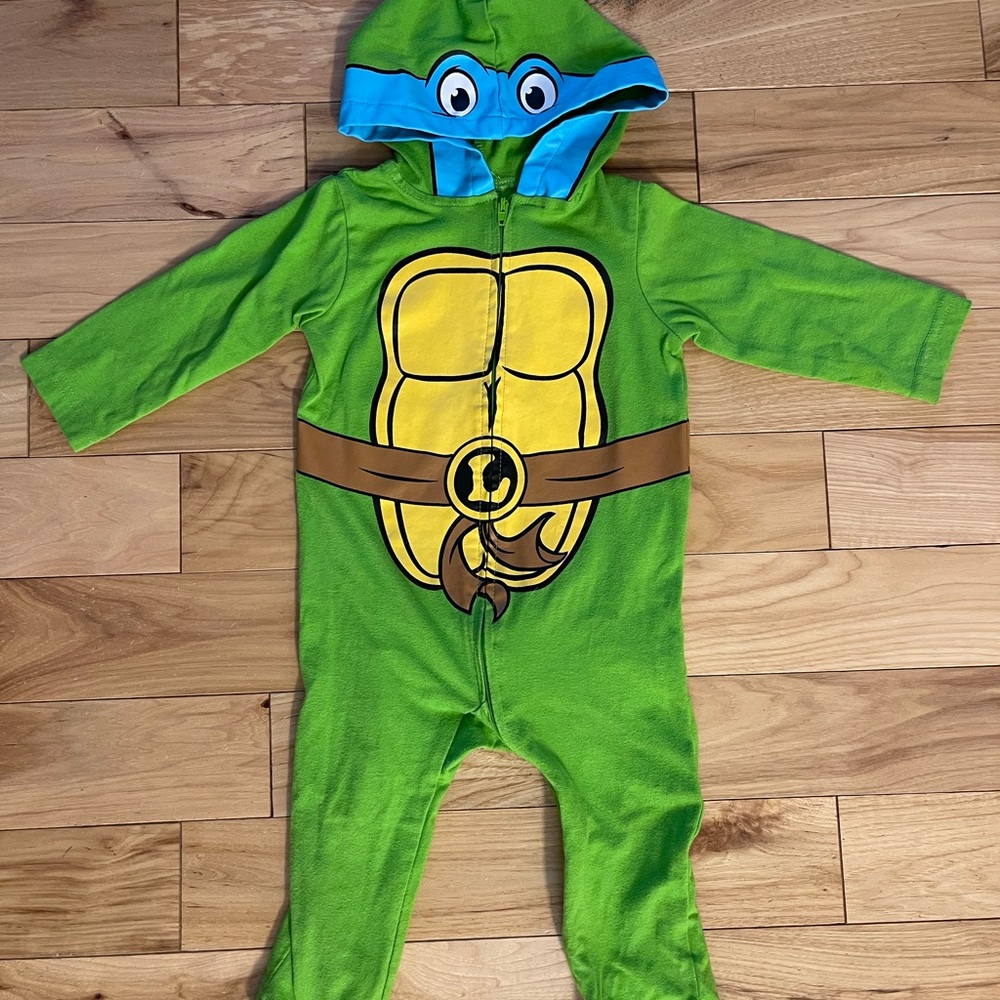 TMNT onesie - Leonardo